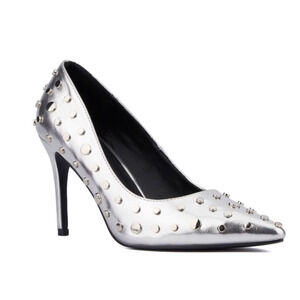 NEW TORGEIS SILVER STUDDED ZOELLE STILETTO HIGH HEELS SHOES SZ 9